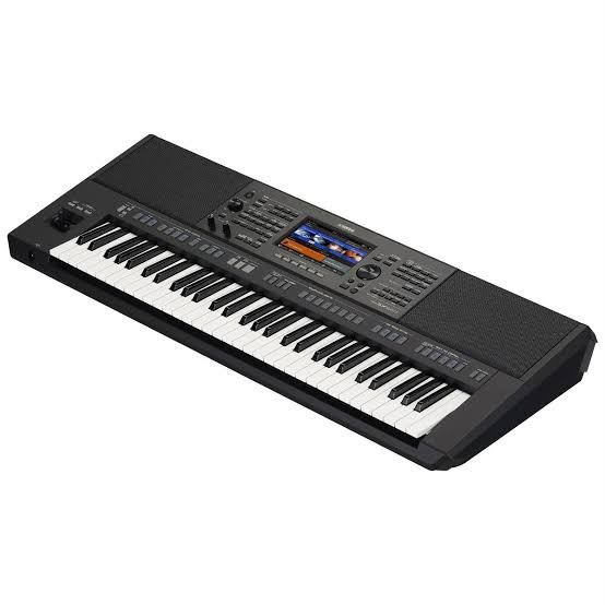 Yamaha PSR SX920 Digital Arranger Keyboard